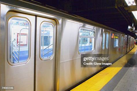 Subway Train Doors Photos and Premium High Res Pictures - Getty Images