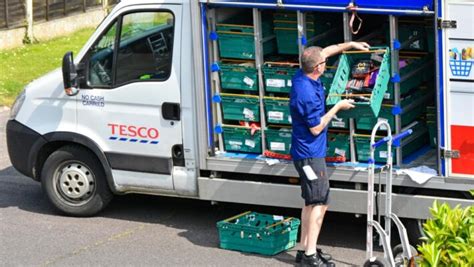 Tesco to launch free delivery to take on Amazon