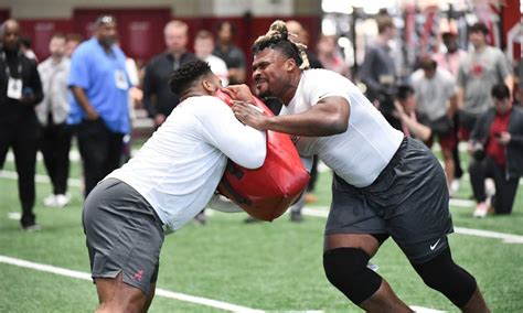 Raiders sign D.J. Fluker after successful workout