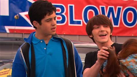 Watch Drake & Josh Season 4 Episode 9: Drake & Josh - My Dinner With Bobo – Full show on ...