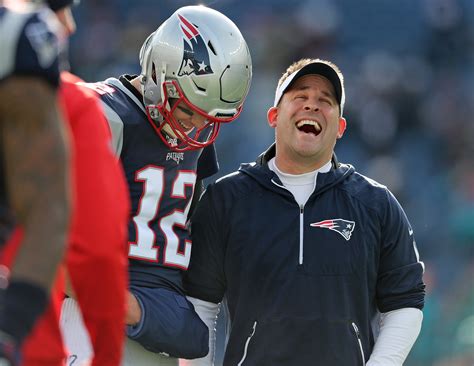 Tom Brady disputes report of ‘deteriorating relationship’ with Josh McDaniels - The Boston Globe