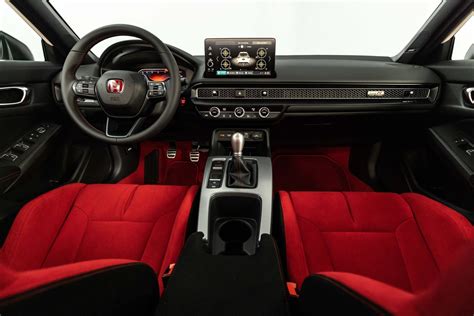 2023 Honda Civic Type R Interior Features an Immersive Cockpit Experience