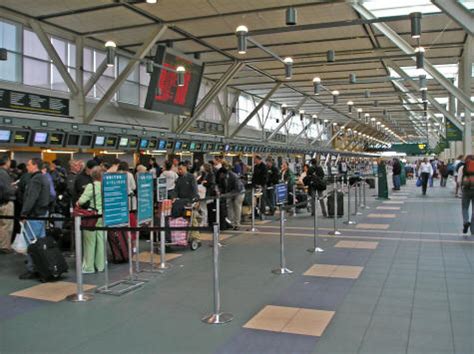 Vancouver International Airport (YVR)