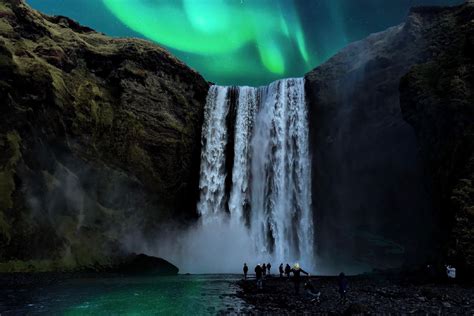 Northern Lights - Best Time to See Aurora Borealis in Iceland