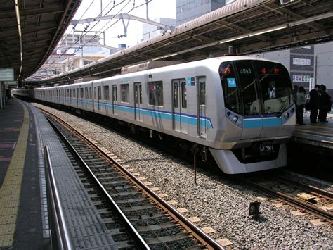 ファイル:Series 05N A-train Version.jpg - Wikipedia
