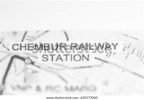 Chembur Railway Station Station Mumbai Metro Stock Photo 630173060 ...