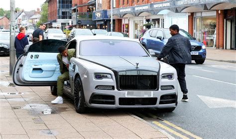 Man U Star Marcus Rashford Crashes His Rolls-Royce Wraith After Burnley ...