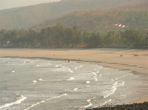 Kashid Beach Maharashtra | Resorts & Homestays, Images & Water Sports @Holidify