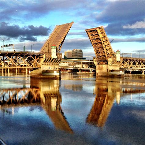 Burnside Bridge, Portland, Oregon