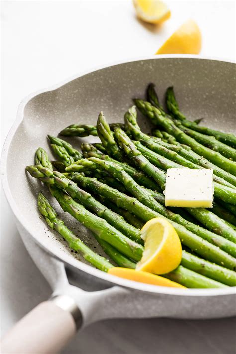 Quick and Easy Steamed Asparagus - Garnish & Glaze