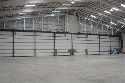 TechtradeDoors | Hangar Doors - Steel/Aluminum Sliding Hangar Doors