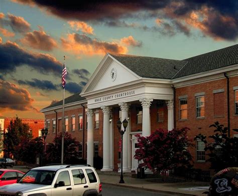 Knox County, Kentucky, Courthouse | My old kentucky home, Places to visit, Courthouse