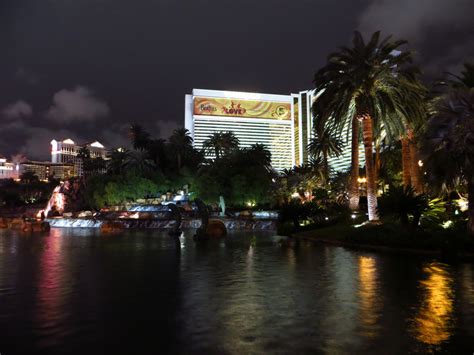 4 star Mirage Las Vegas resort and casino for $71 - The Travel ...