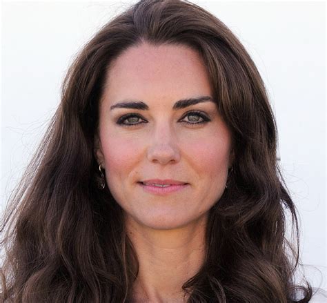 Kate Middleton 2018: Husband, tattoos, smoking & body measurements - Taddlr