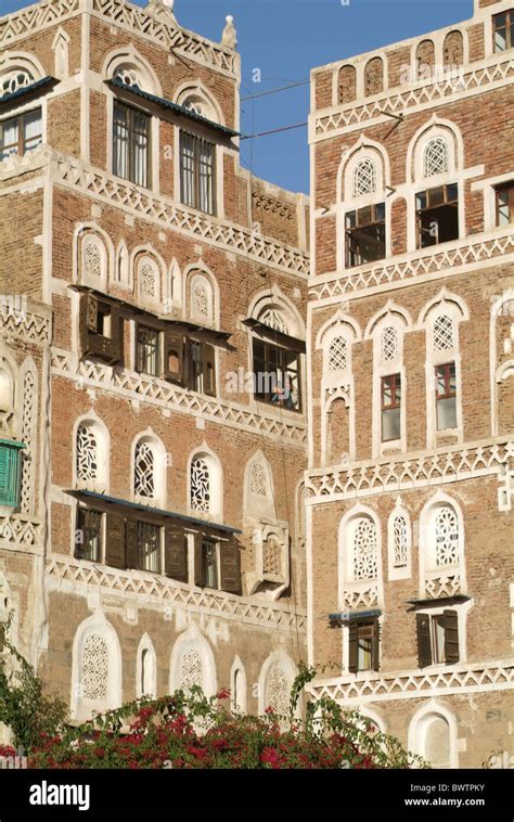 Yemen Sana'a Sanaa Old San'a architecture old city town UNESCO world ...