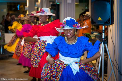 Martinique Is...