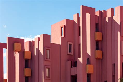 Gallery of Ricardo Bofill's La Muralla Roja Photographed Through the ...