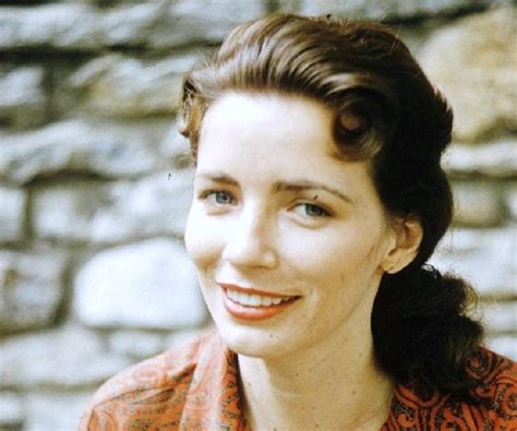 June Carter Cash Biography - Childhood, Life Achievements & Timeline | June carter cash, Johnny ...