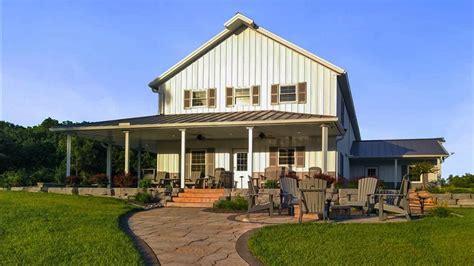 Considering Buying a Barndominium? Read This First