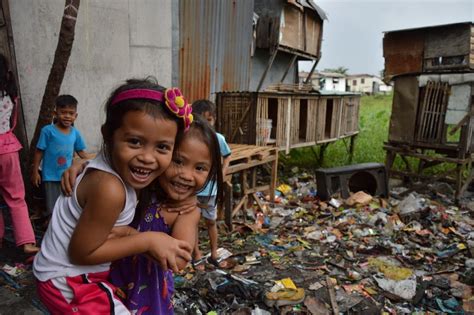 People Manila Philippines Slums