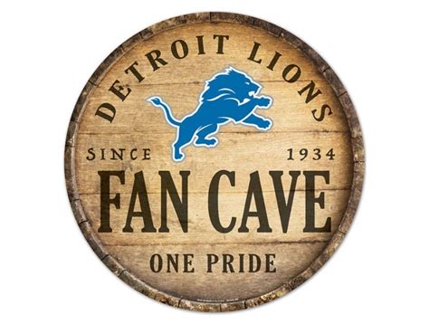 11 Items To Decorate Your Detroit Lions Fan Cave For The Season