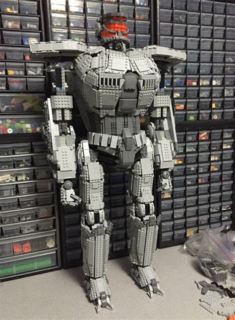 2-Foot Tall Pacific Rim Jaeger LEGO Sculpture | Clutter Magazine