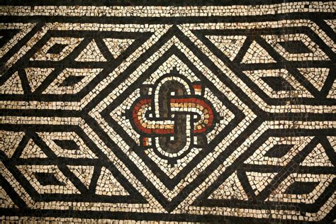 Roman Mosaics on AboutBritain.com