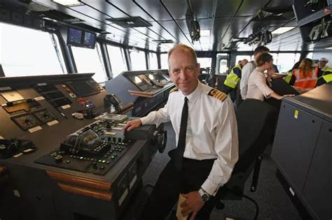 See inside the £3.1bn HMS Queen Elizabeth warship as it sets sail on maiden voyage - Liverpool Echo