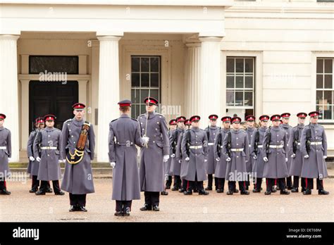 Princess of wales regiment hi-res stock photography and images - Alamy