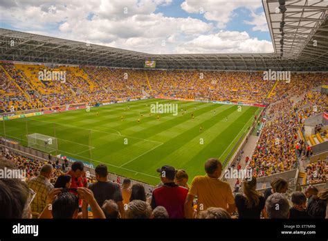 Germany, Dresden, Dynamo Dresden playing at Gluecksgas Stadium Stock Photo - Alamy