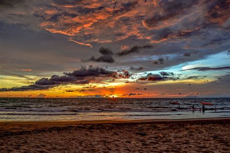 Sunset Sky - Sunset in Pantai Jambu, Anyer, Banten Indonesia | Sunset ...