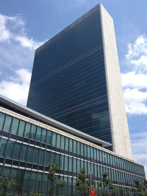 UN Building New York: United Nations Building - e-architect