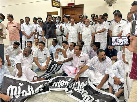 Protest against Speaker in Kerala assembly - TheDailyGuardian