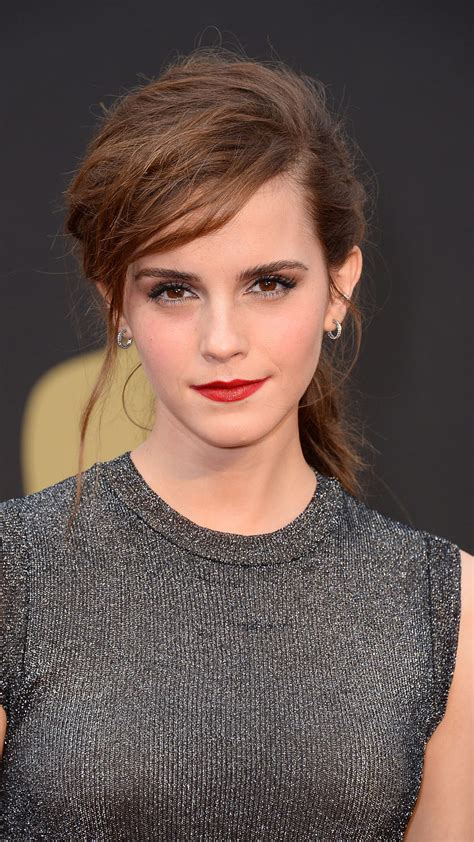 Emma Watson Hot Wallpaper