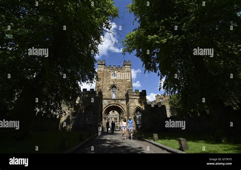 Durham Castle in Durham, County Durham Stock Photo - Alamy