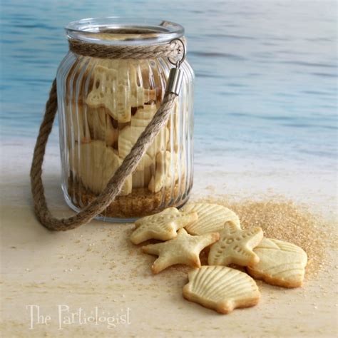 Sea Shell Cookies in a Jar | Fun Family Crafts