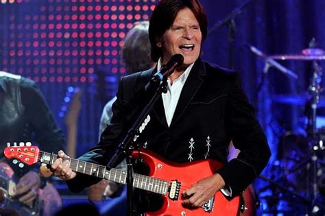 10 Best John Fogerty Songs of All Time - Singersroom.com