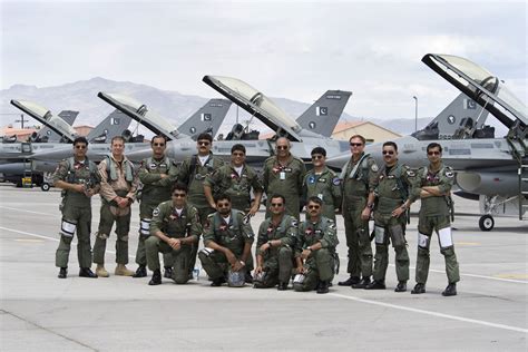 File:Pakistan Air Force F-16 Red Flag 2010 group photo.jpg - Wikipedia, the free encyclopedia