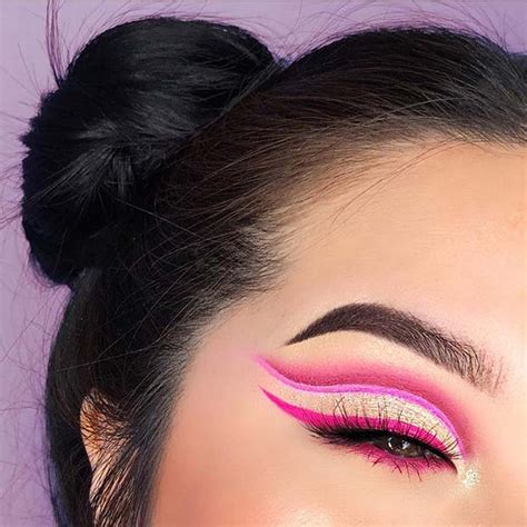 21 Neon Makeup Ideas to Try This Summer - StayGlam