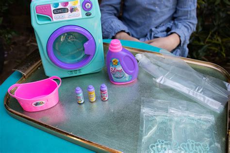 Review and Giveaway: So Slime Tie-Dye Slime Machine - Counting To Ten