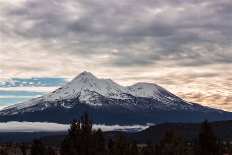 Mount Shasta: Spirits and Danger on a Sacred California Mountain ...