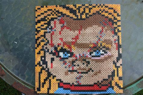 chucky pixel art grid Chucky – brik - Pixel Art Grid