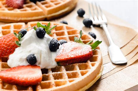 National Waffle Day 2019: Free Waffles, Deals and Savings at Huddle ...