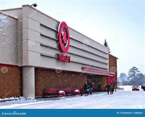 BEMIDJI, MN - 27 DEC 2018: Entrance To Target Retail Store in Winter ...