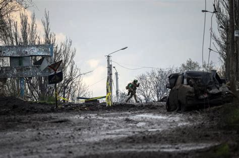 The battle for Ukraine’s Bakhmut: A timeline | Russia-Ukraine war News | Al Jazeera