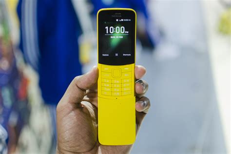 Nokia 8110 4G Hands-on Review | Digital Trends