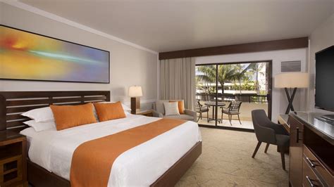 Sheraton Maui Resort and Spa to transform rooms and suites with $26.5 ...