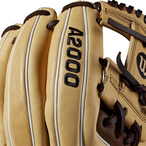 Wilson A2000 1786 11.5in Glove - Baseball Gloves from The Baseball Shop UK