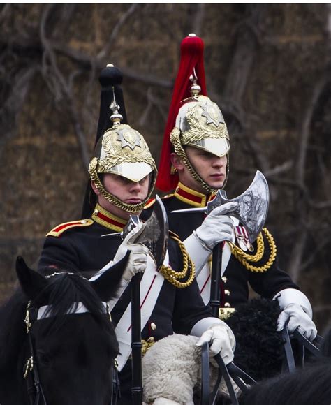 Pin på British armed forces