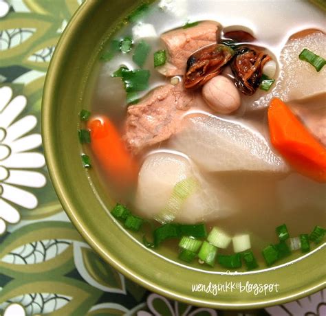 Table for 2.... or more: White Radish Soup